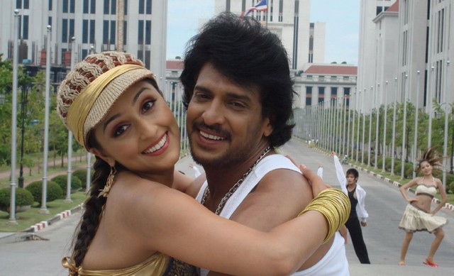 Aarti Chabbria Hot Stills from movie Rajani