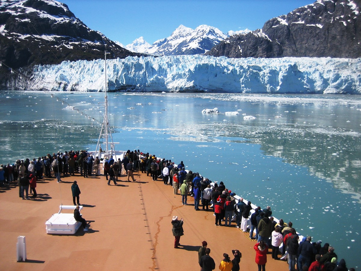 www.CruisingGrade.com: Alaska Round-trip Cruises: The Easy Introduction 