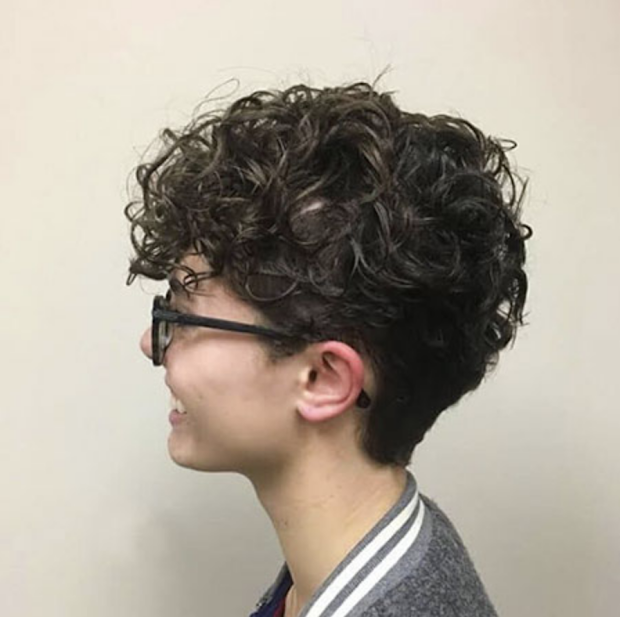 short curly hairstyles