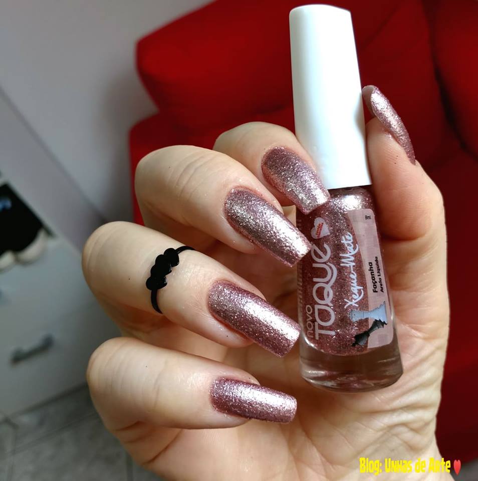 ESMALTE NOVO TOQUE GLITTER - XEQUE MATE - FAÇANHA