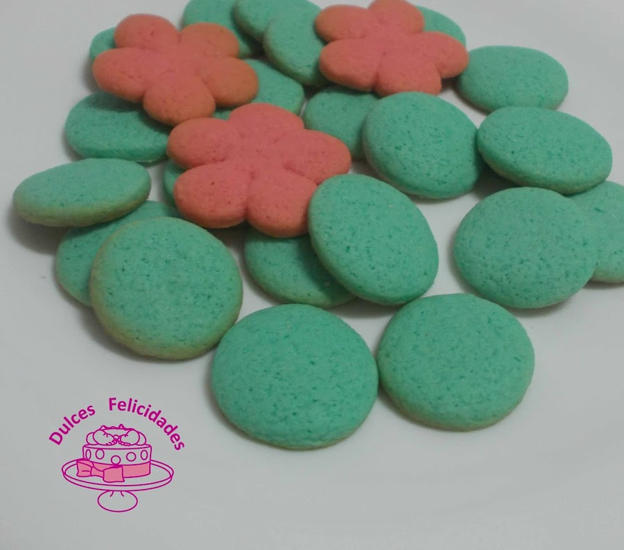 Galletas con maicena de colores