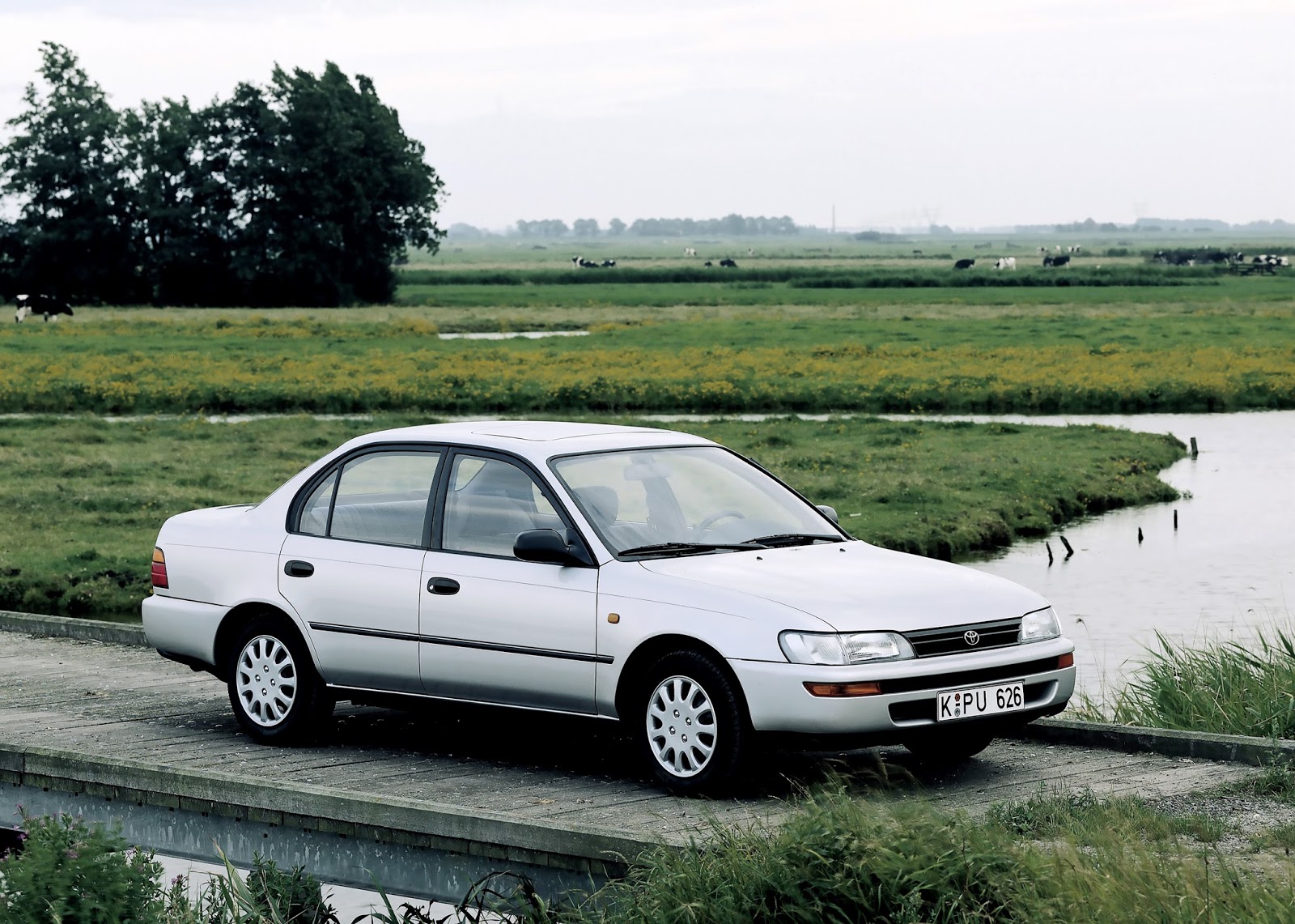 toyota_corolla