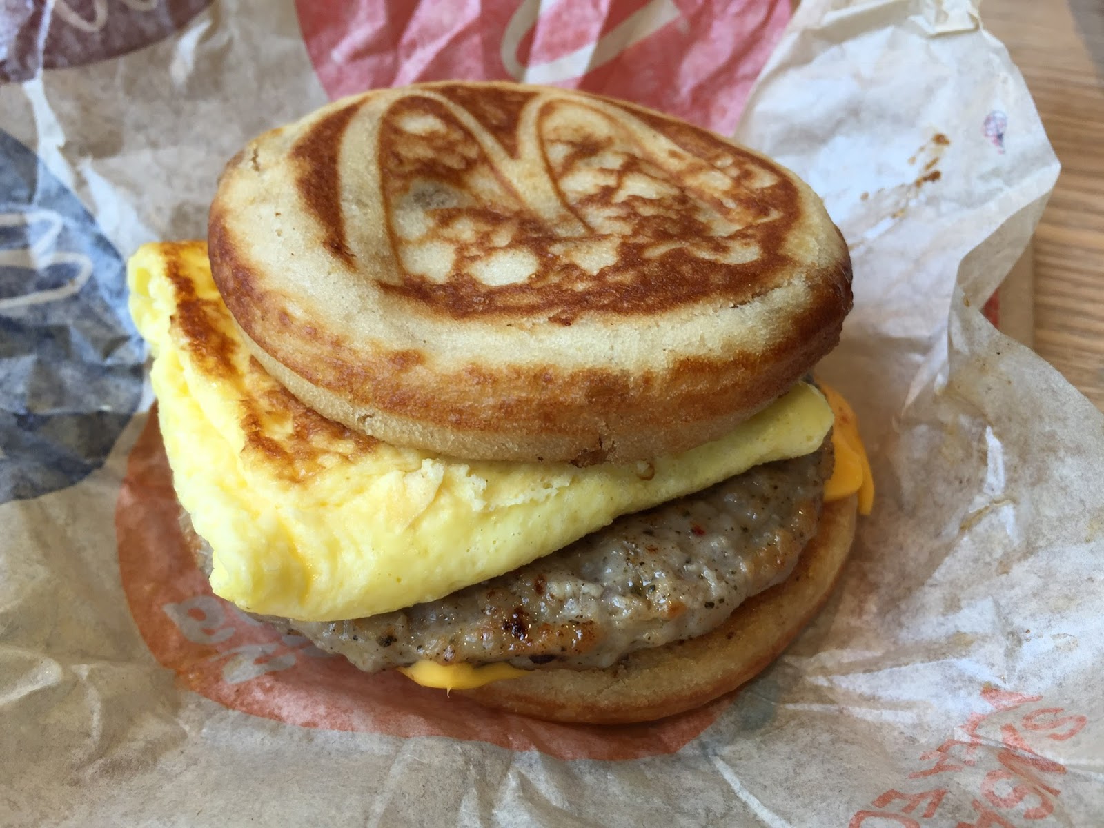 Sausage, Egg & Cheese McGriddles From McDonald's / マクドナルドのソーセージ、エッグ＆チーズ