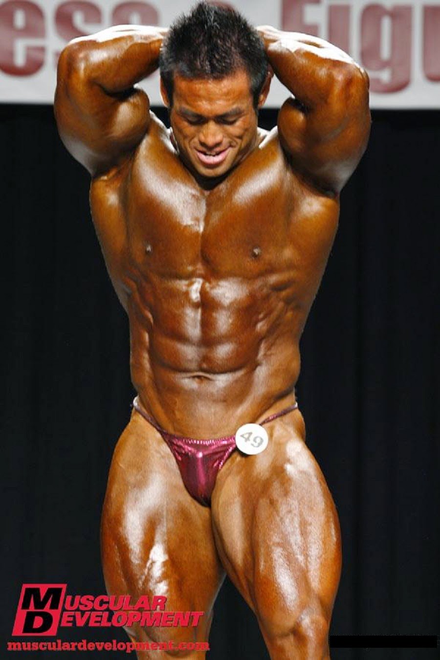 Bodybuilder Bulge and Cockout 419.