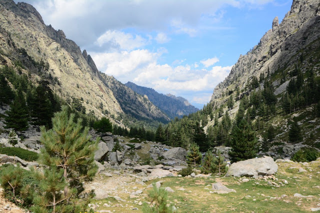 you adventure seekers out there! The ultimate list of the best adventure towns around the world! Travel, adventure, Interlaken, Switzerland, Via Ferrata, Eiger, Monch, Jungfrau, White water rafting, Lauterbrunnen, Chli Schliere, Paraglide, BASE, sky dive, bungee jumping, climbing, alps, alpine, adventure towns, places for adventure, best places to visit for adventure, canyoning, mountains, Empuriabrava, Spain, adrenaline seekers, Hikkadewa, Sri Lanka, water sports, kayak, scuba, snorkling, kite boarding, wake, diving, La Fortuna, Costa Rica, volcano, zipline, waterfalls, Whistler, Canada, Bungee Jumping, Rafting, Kayaking (the lakes are so blue!), Hiking, Glacier Hiking, Via Ferrata, Mountain Biking, a 'peak to peak' Gondola, zip lining and Off-Roading, bobsleigh track, ski, snowboard, Labuanbajo town on Flores island, Indonesia, Africa, Big Island, Hawaii, surfing, Corsica, France, Queenstown, New Zealand, Nozawa Onsen, Japan, Cebu, Philippines, San Pedro de Atacama, Chile, Livingstone, Zambia, Cape Town, South Africa, Hawker , Gateway to South Australia's Flinders Ranges, Innsbruck, Austria, Castelrotto/Kastelruth, Italy, Dolomites, Burlington, Vermont. USA, Cairns, Queensland, Australia, Banff, Canada, Leon, Nicaragua, Playa El Tunco, El Salvador, Ushuaia, Argentina, volcano boarding, Monteverde, Costa Rica, Leavenworth, WA (USA), Pokhara, Nepal, Gold Coast (Queensland, Australia), Rotorua, New Zealand, Kathmandu, Nepal, Svalbard, Třeboň, Czech Republic, Swakopmund, Nambia, Aulus-les-Bains: Gateway to adventure in the French Pyrenees, Lake Tahoe on the California/Nevada Boarder, 