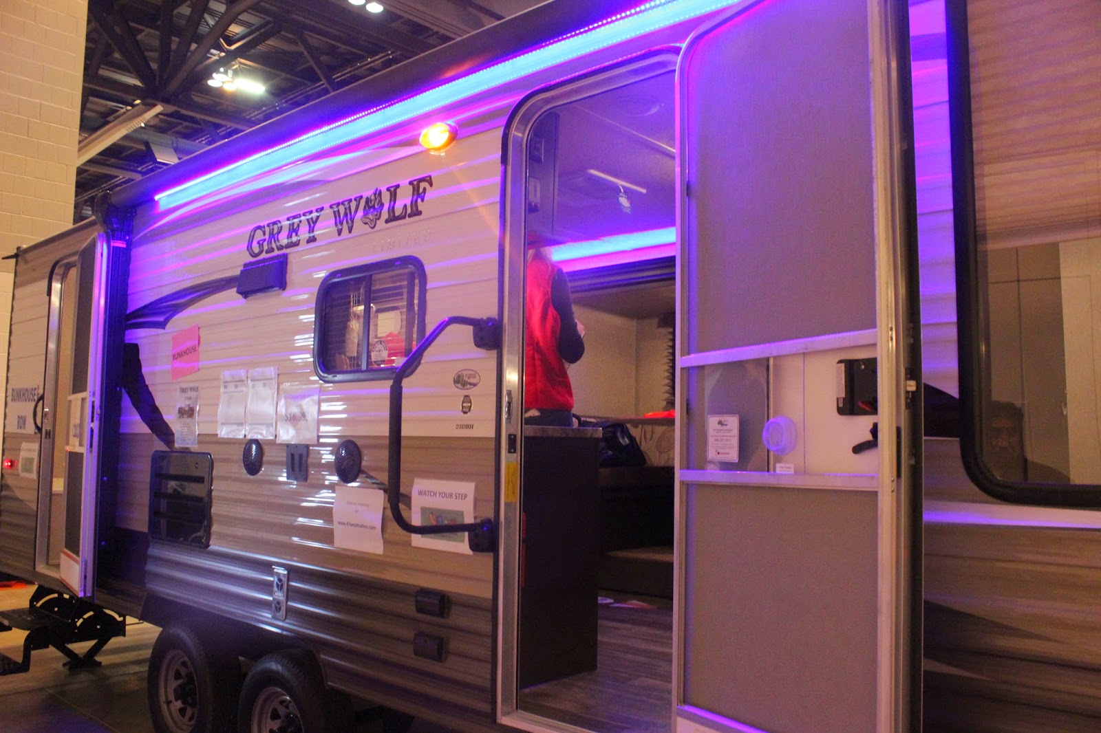 Missouri Gal St Louis RV Show