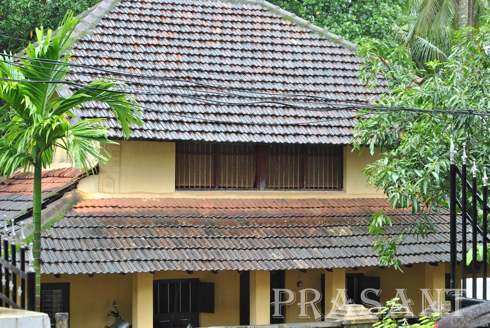 Prasantmenon Tiled Kerala structures