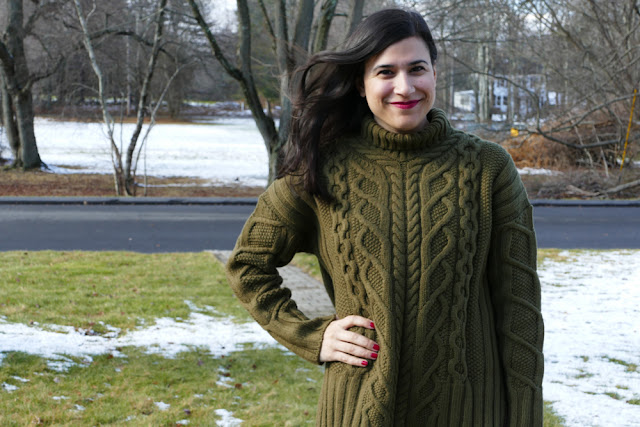 everlane cable knit sweater