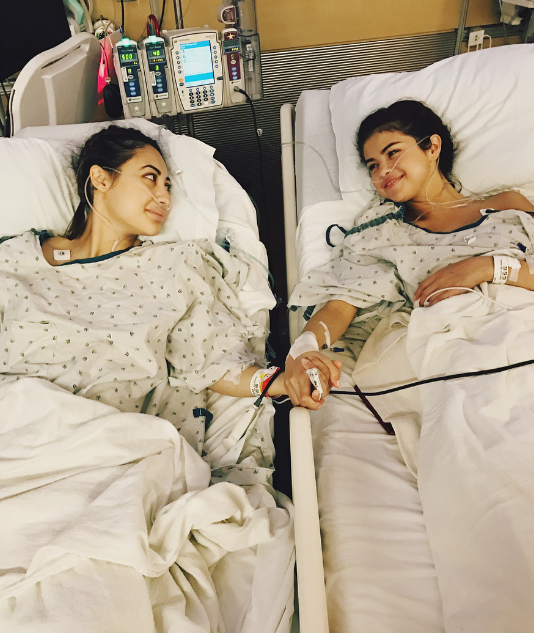 Selena Gómez recibió un trasplante de riñón de su mejor amiga Selena Gómez