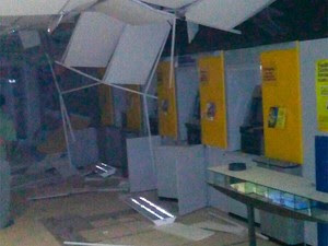 Banco explodido na cidade de Ibititá, interior da BA (Foto: Márcio Antonio Carvalho/Arquivo Pessoal)