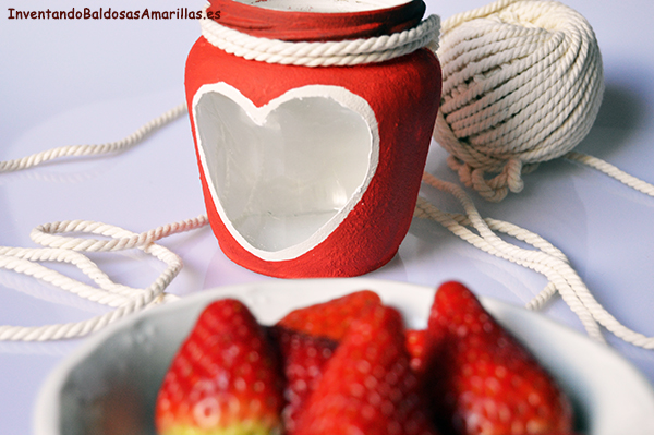 Botes reciclados portavelas