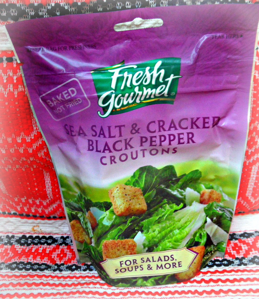 Chez Maximka Tuna and orange salad with croutons