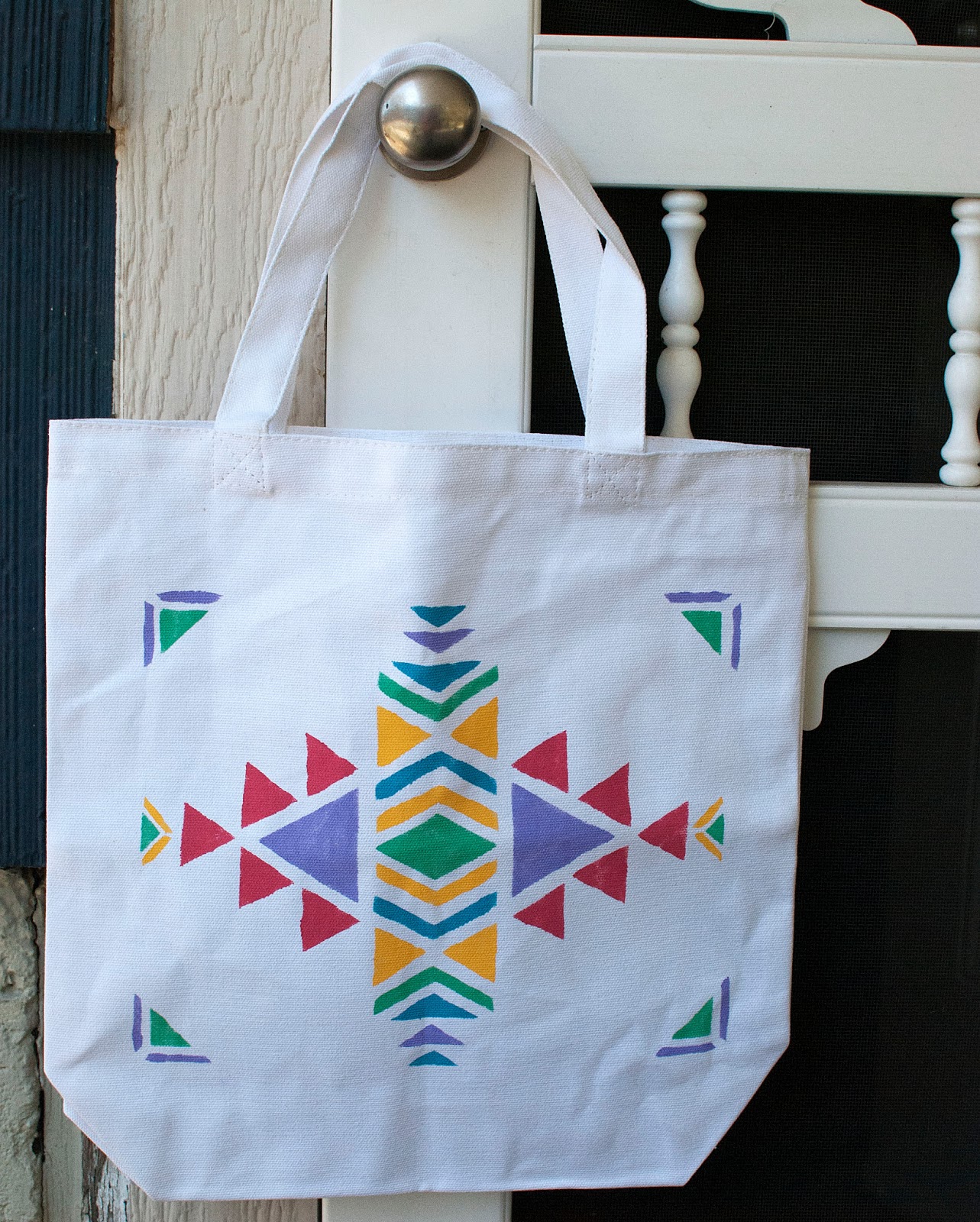 Strawberry Roan: Tutorial - DIY Aztec Print Tote Bag