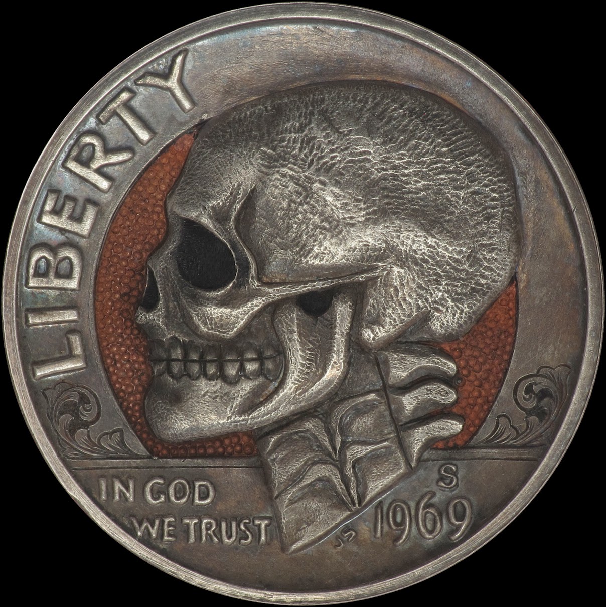 02-Dimeskull-Paolo-Curio-aka-MrThe-Hobo-Nickels-Skull-Coins-&-Other-Sculptures-www-designstack-co