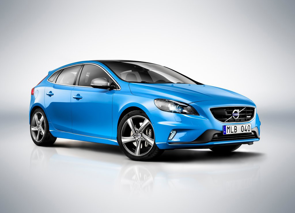 Volvo V40 R Design Wallpapers Sports Car, Racing Car, Luxury Sports