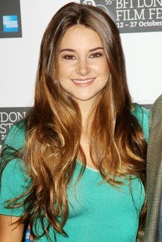 UNSEEN HOT SPICY: shailene woodley Hot Pic
