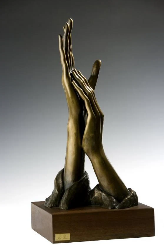 Lucio Olivieri | Italian Figurative sculptor