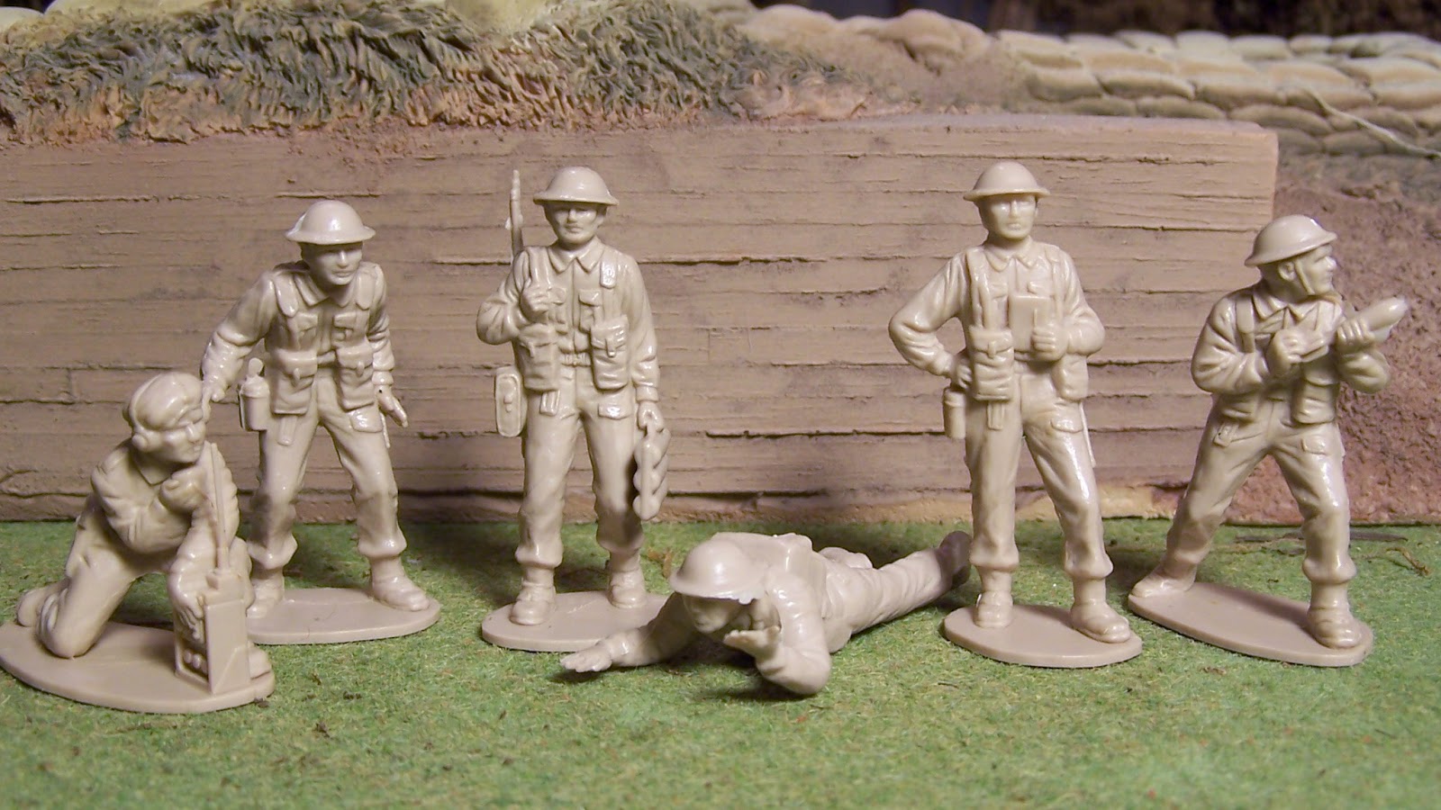 Airfix miniature soldiers Clearance