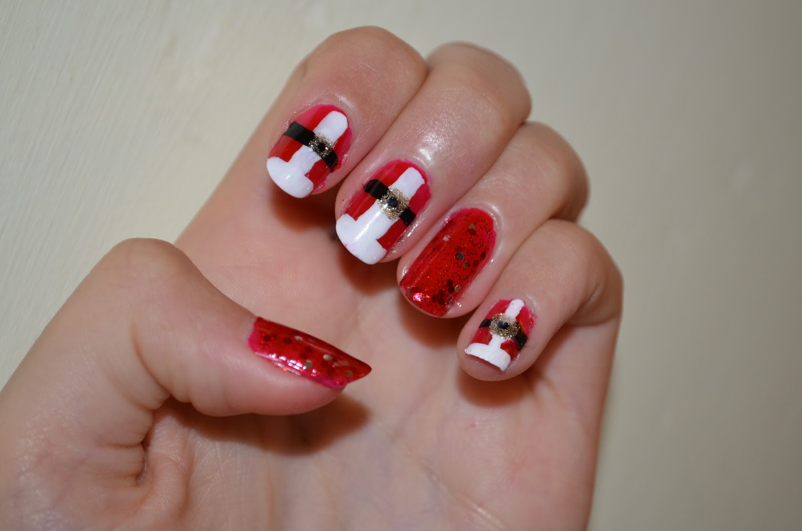 Improbable Dreamer's Nail Art Santa Nails!