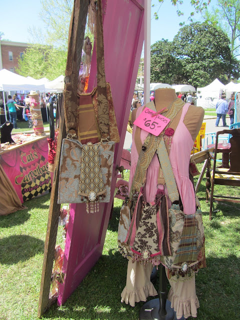 Cats Carpetbags features hip clothing and accessories