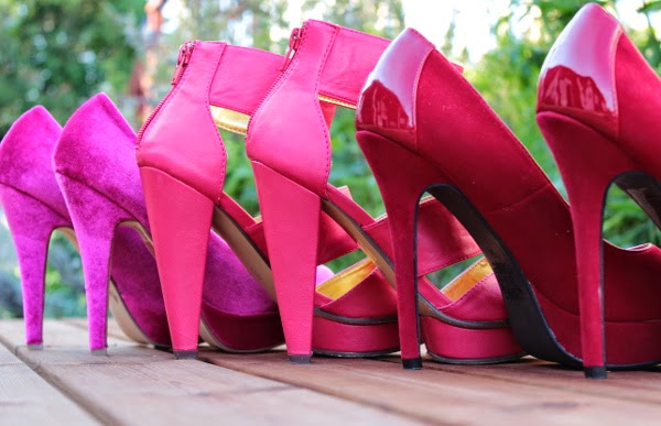 pink shoes red shoes punaiset korkkarit