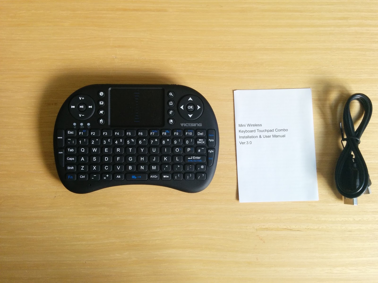 Ryan Tech Reviews VicTsing Wireless Keyboard and Touchpad