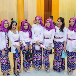 Koleksi Model Kebaya Wisuda Koleksi Model Kebaya Wisuda