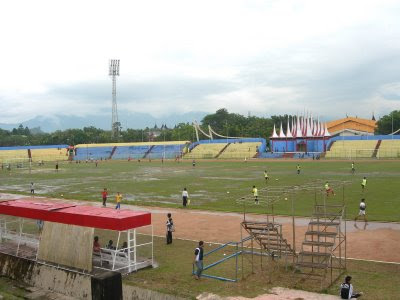 Pemkot Padang Renovasi Stadion Agus Salim demi Dukung Semen Padang FC Pemkot Padang Renovasi Stadion Agus Salim demi Dukung Semen Padang FC