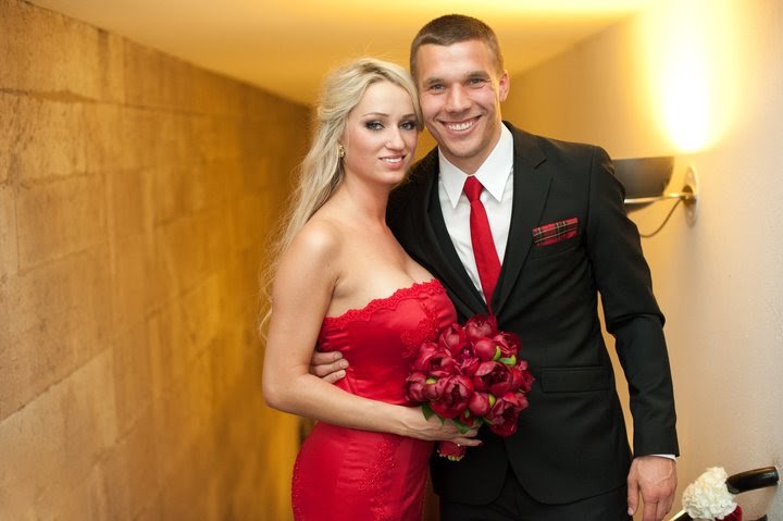 Lukas Podolski with Wife Pics | FOOTBALL STARS WALLPAPERS
