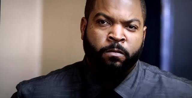 Screenshots Ice Cube At Fist Fight (2016) HD-TS 720p 1.3 GB Uptobox www.uchiha-uzuma.com Screenshots Ice Cube At Fist Fight (2016) HD-TS 720p 1.3 GB Uptobox www.uchiha-uzuma.com