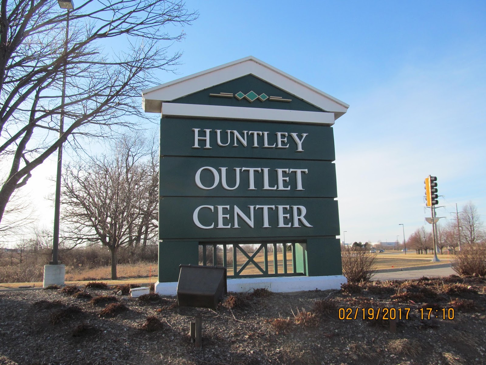 Trip to the Mall Huntley Outlet Mall... The Final Walk Through.