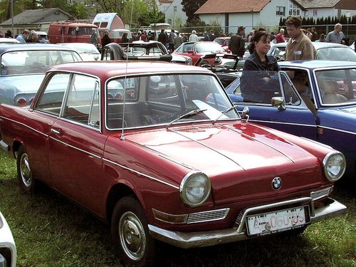 https://4.bp.blogspot.com/-PRyiet_BLVo/TlTo7TfoM-I/AAAAAAAAACA/97UF6yZqq2c/s1600/voiture7.jpg