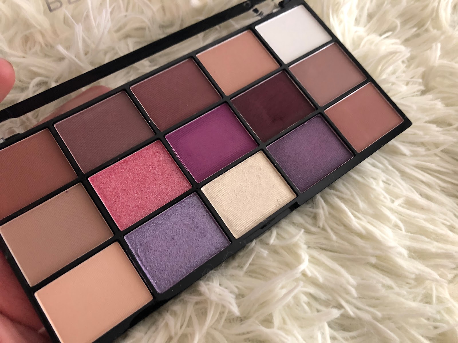 Палетка 7. Тени delicious w7. Палетка 7. W7 палетка теней natural nudes eye colour palette. Палетка w7.