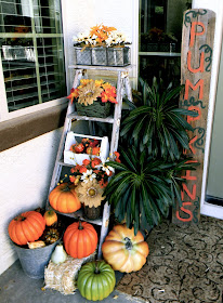 Little Bit of Paint: Thrifty Thursday: DIY Pumpkin Topiary and Fall Porch