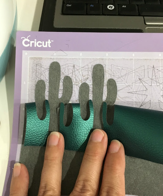 I am back with the Craft & Create with Cricut Challenge to bring you a Cactus Key chain made with faux leather