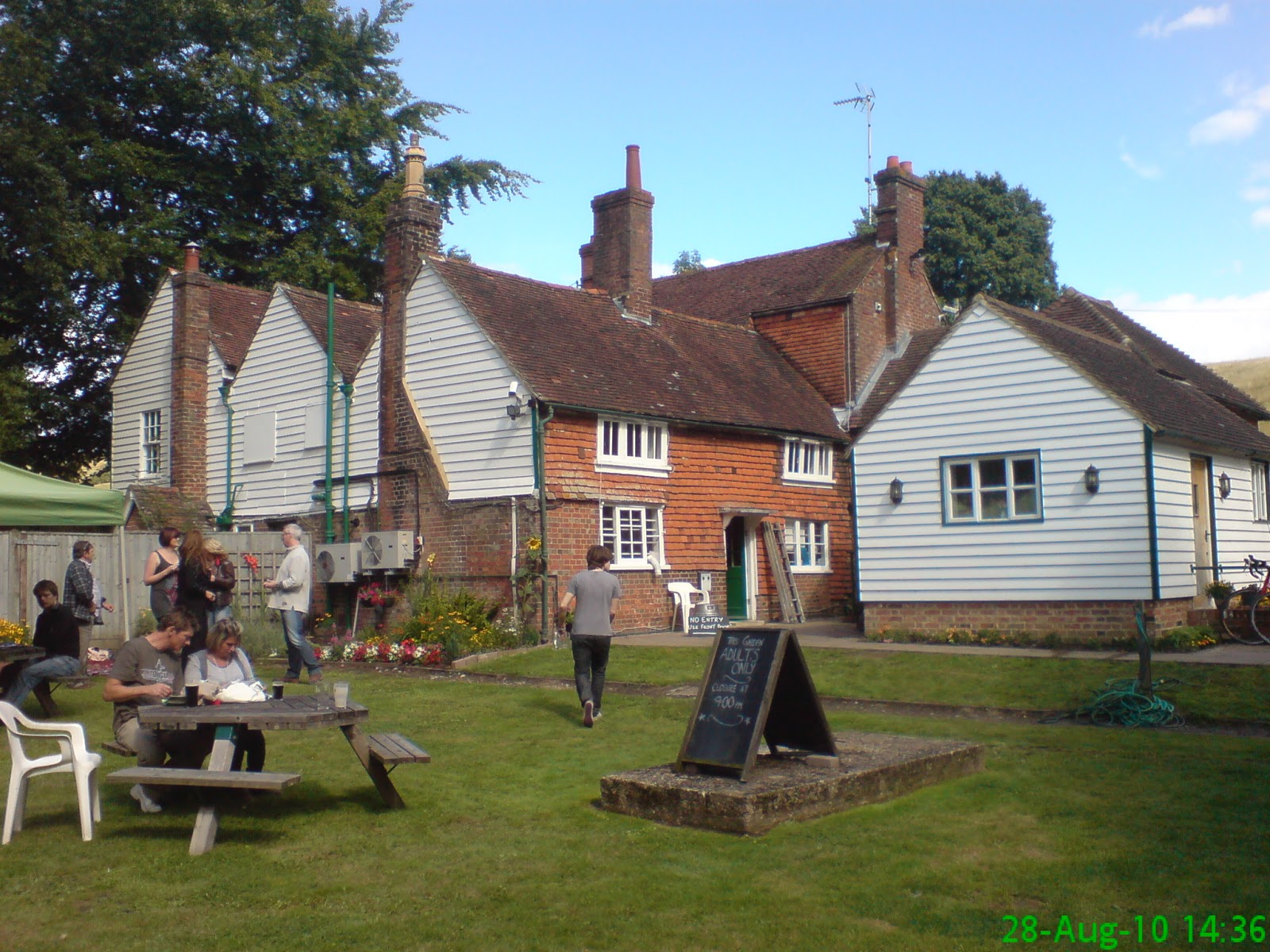 Paul's Beer & Travel Blog Another "destination pub" for Tonbridge