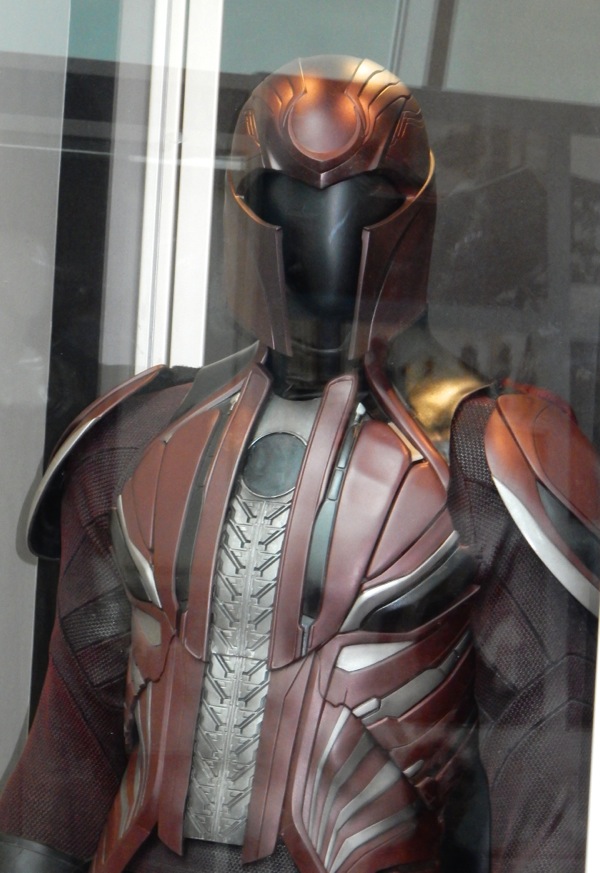 Hollywood Movie Costumes and Props Michael Fassbender's