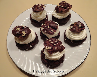 cavolini al cacao con panna montata