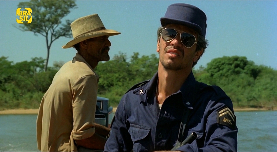 ÍNDIA, A FILHA DO SOL (HDTV/NACIONAL/1080P) - 1982 %25C3%258Dndia%2B1982%2B-%2BA%2BFilha%2Bdo%2BSol%2B02