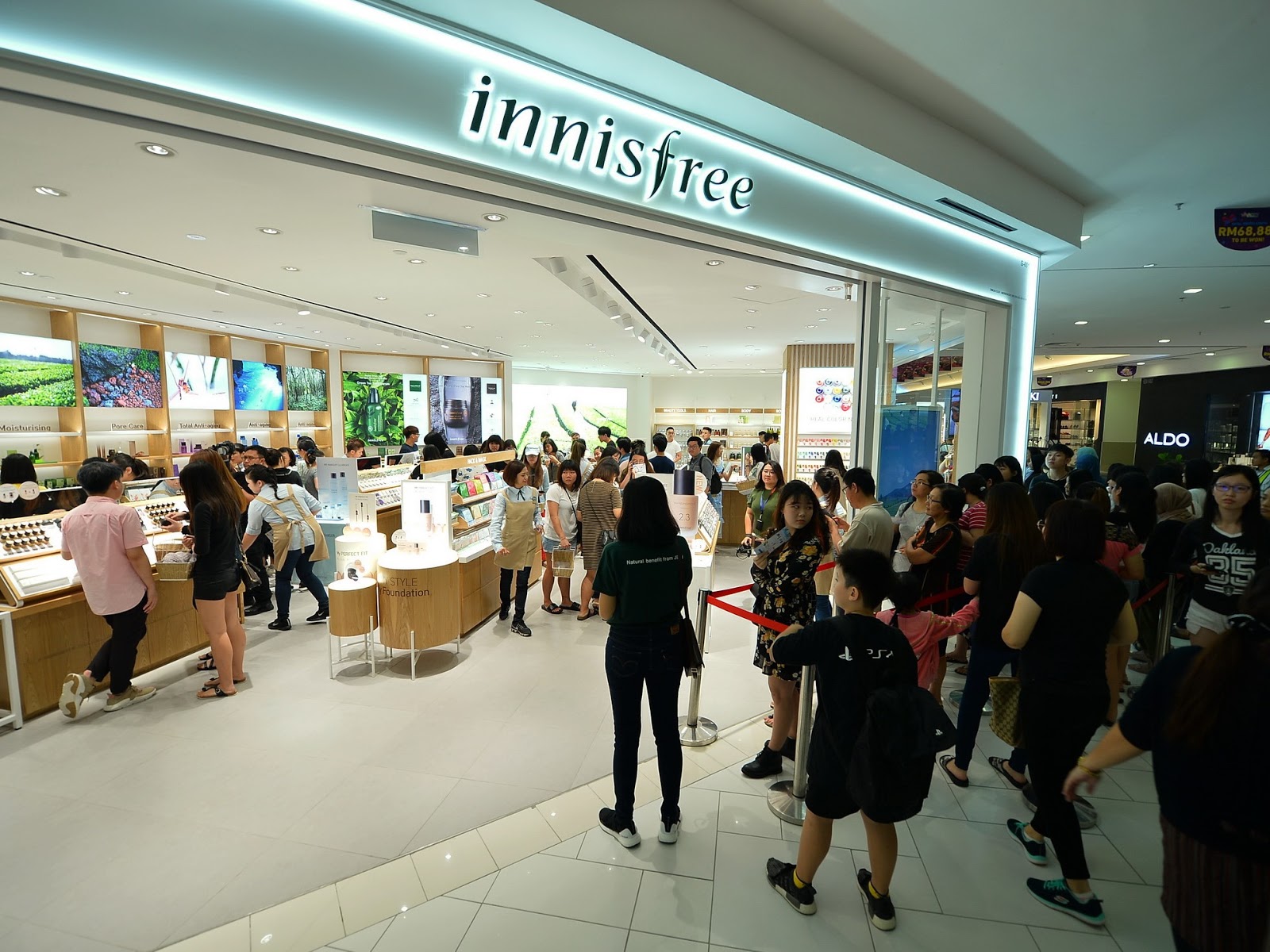 innisfree Malaysia Rises in the East First Store in Kuching