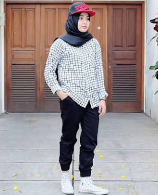 Kemeja Flanel Wanita Hijab Kemeja Flanel Wanita Hijab