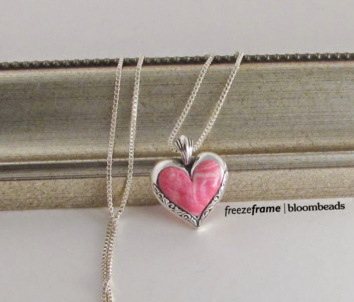 Turn your Memorial Flowers in to Jewelry "How can I turn my memorial flowers into jewelry?"