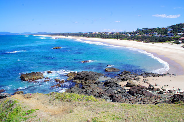 flashpacker experience with beautiful sandy beach
