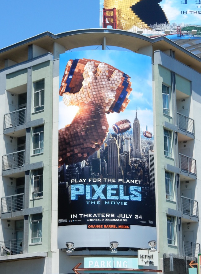 Daily Billboard Pixels The Movie Special 3d Pac Man Installation Billboards Advertising For Movies Tv Fashion Drinks Technology And More