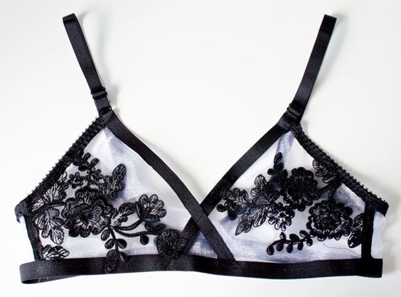 DIY Lace bralette DIY Lace bralette