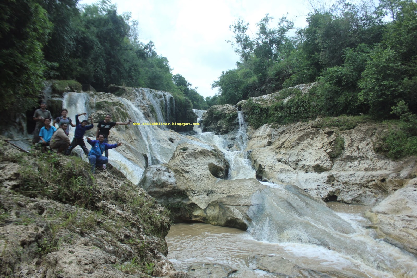 Inilah Blitar: Air Terjun Tirto Galuh Bakung Blitar Selatan