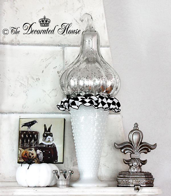 The Decorated House - Halloween Mantel Black and White 