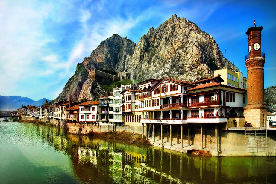 Amasya ili Adını Nereden Almıştır? Amasya ili Adını Nereden Almıştır?