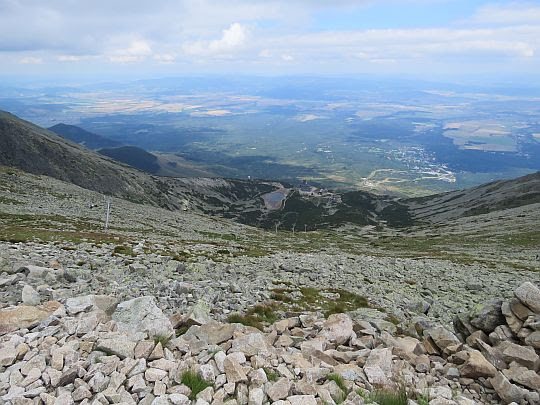 Widok na Dolinę Łomnicką. Widok na Dolinę Łomnicką.