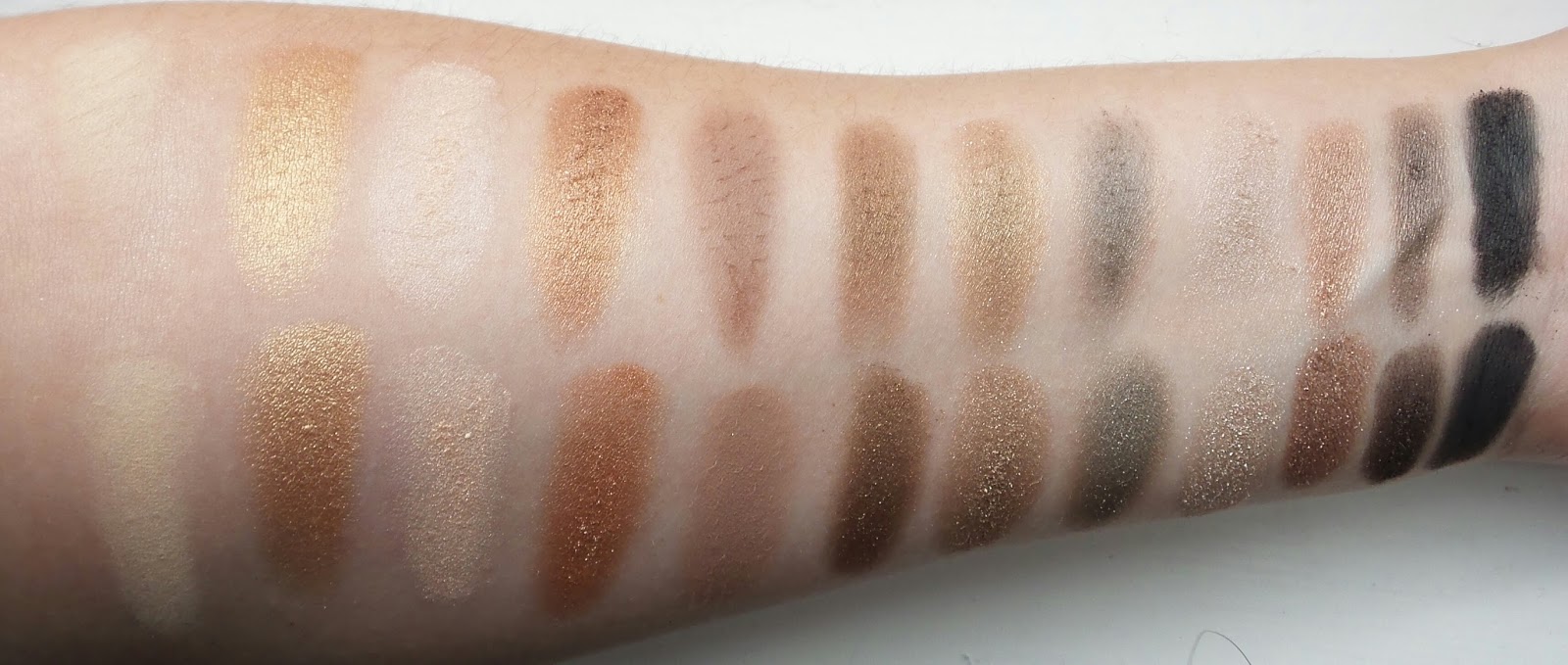 The Best Nude Eyeshadow That You Can Buy On Amazon